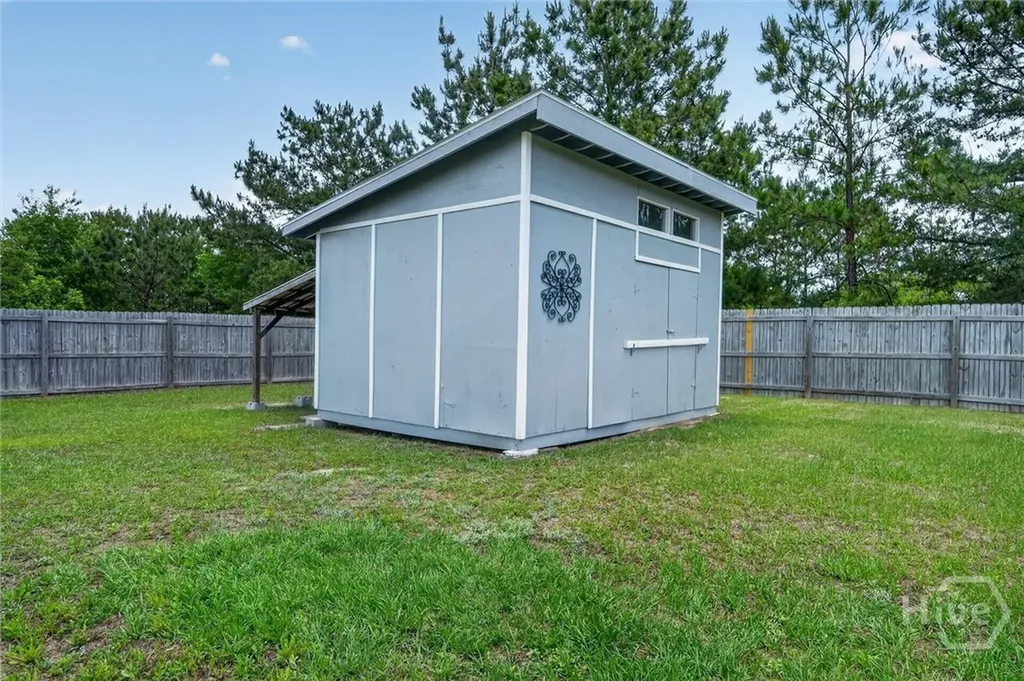 365 Creekside Circle Ellabell GA 31308