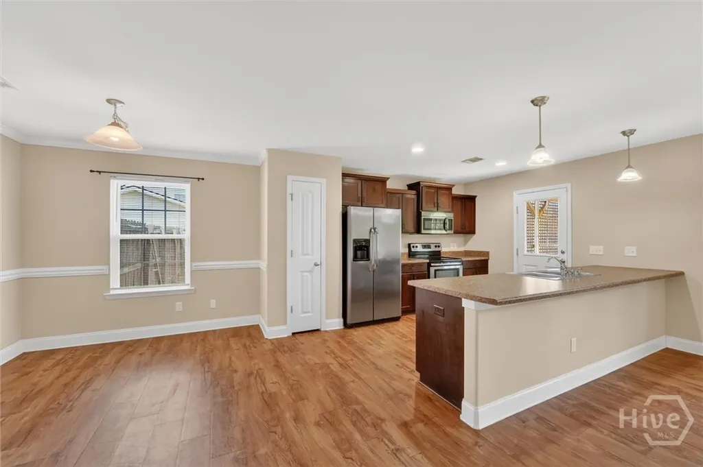 365 Creekside Circle Ellabell GA 31308