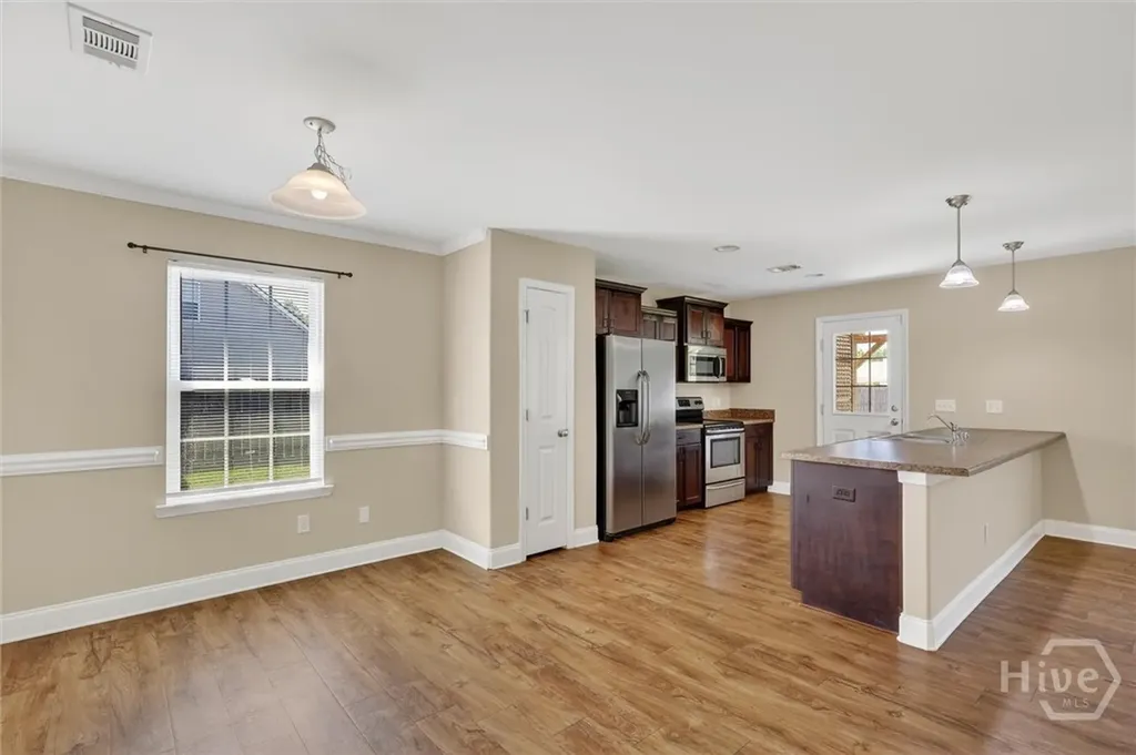 365 Creekside Circle Ellabell GA 31308