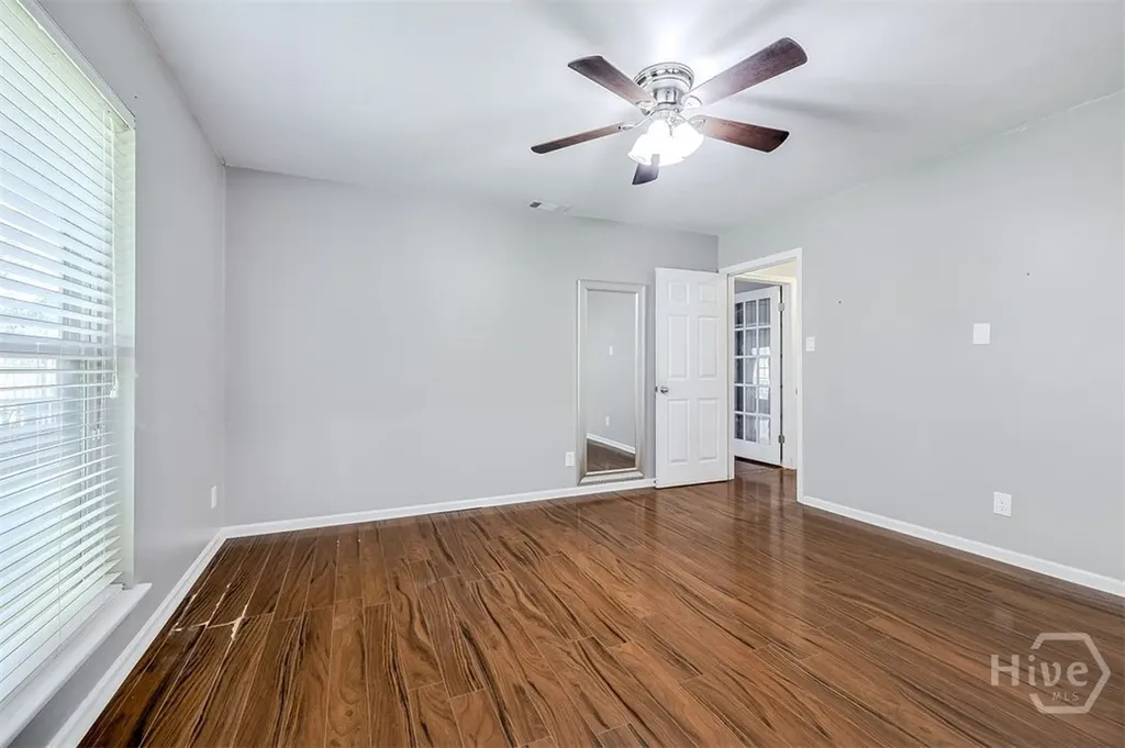 2 S Paxton Drive Savannah GA 31406