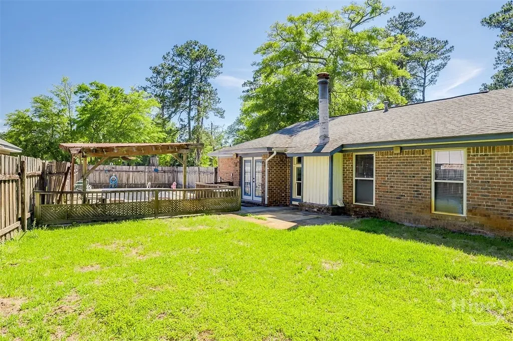 2 S Paxton Drive Savannah GA 31406