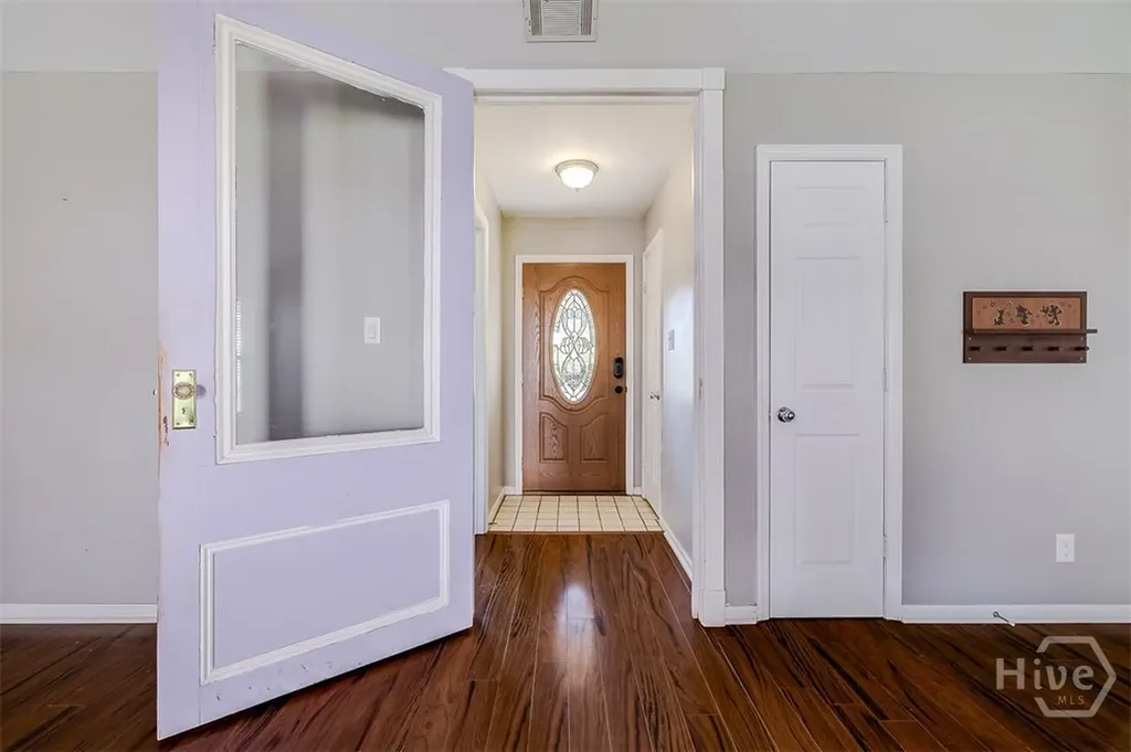 2 S Paxton Drive Savannah GA 31406