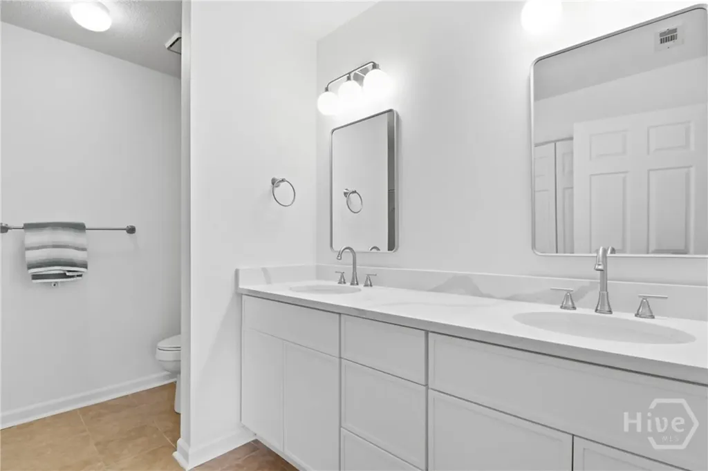 26 Shipwatch Road Savannah GA 31410