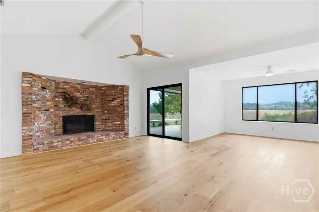 26 Shipwatch Road Savannah GA 31410