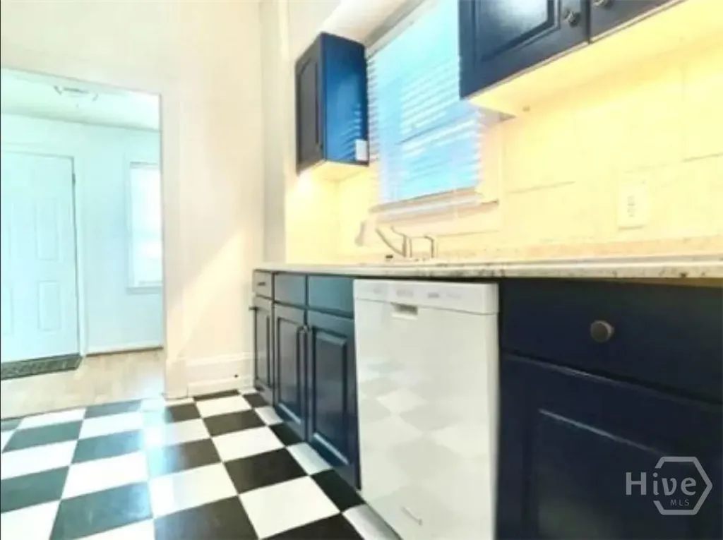 637 E 39th Street Savannah GA 31401