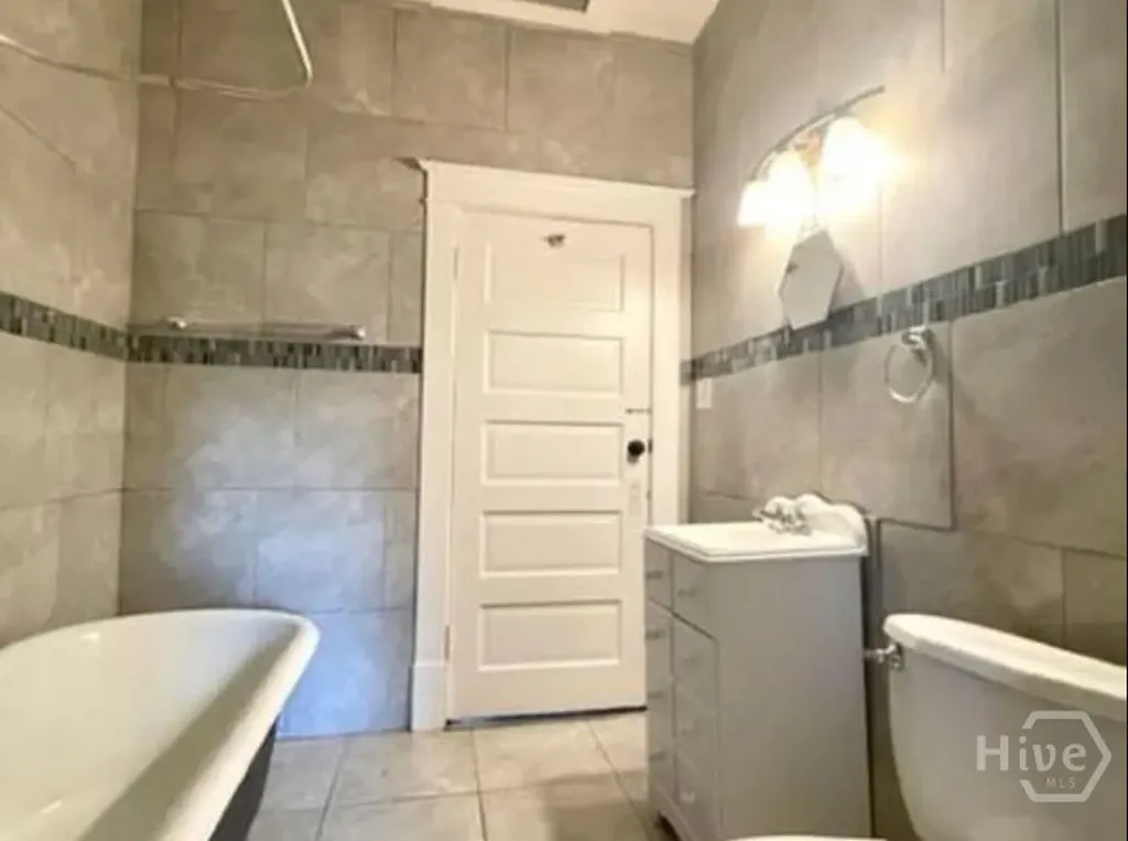 637 E 39th Street Savannah GA 31401