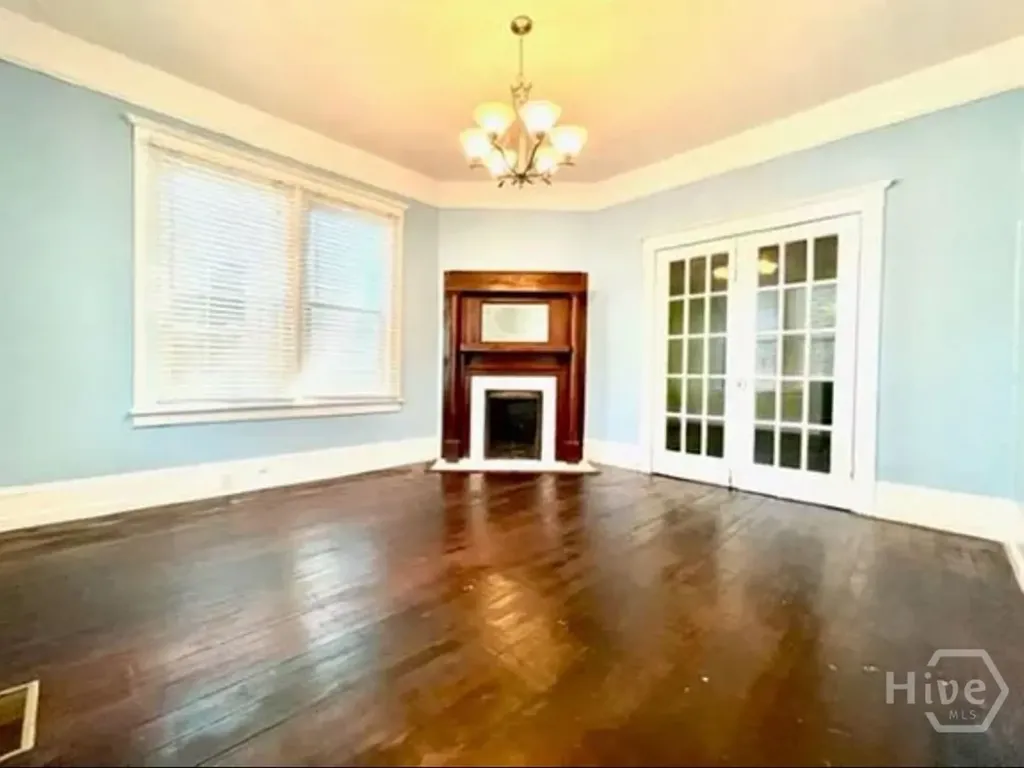 637 E 39th Street Savannah GA 31401