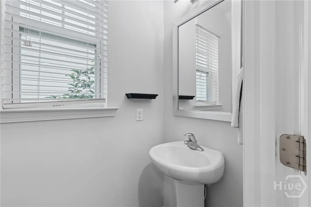 12 Pomona Circle Savannah GA 31419