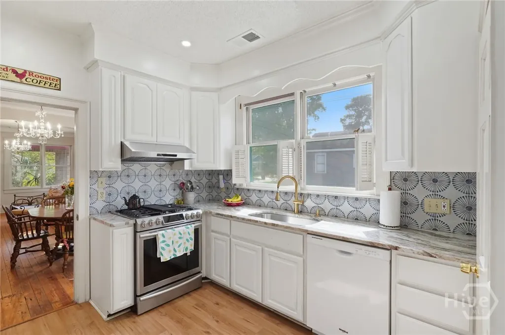 702 E 32nd Street Savannah GA 31401
