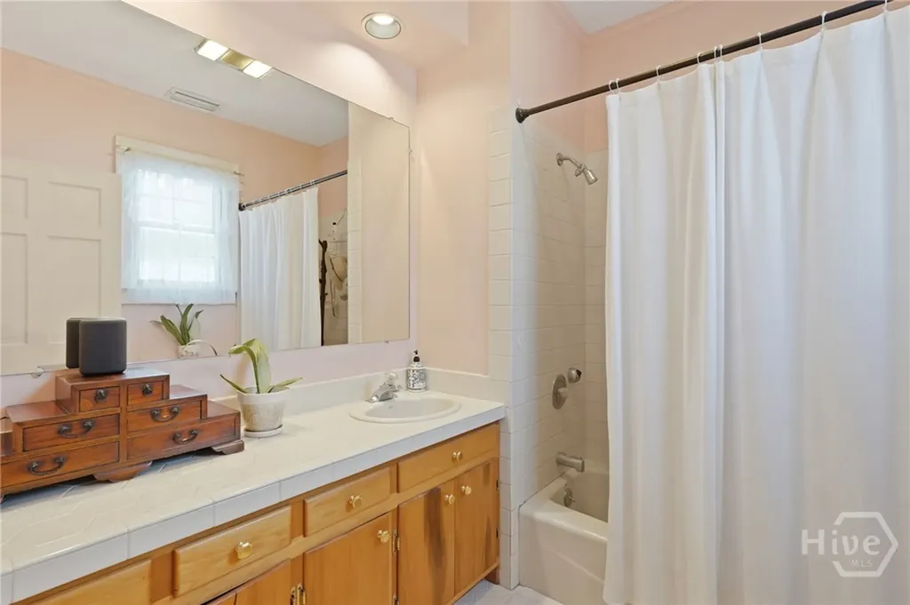 702 E 32nd Street Savannah GA 31401