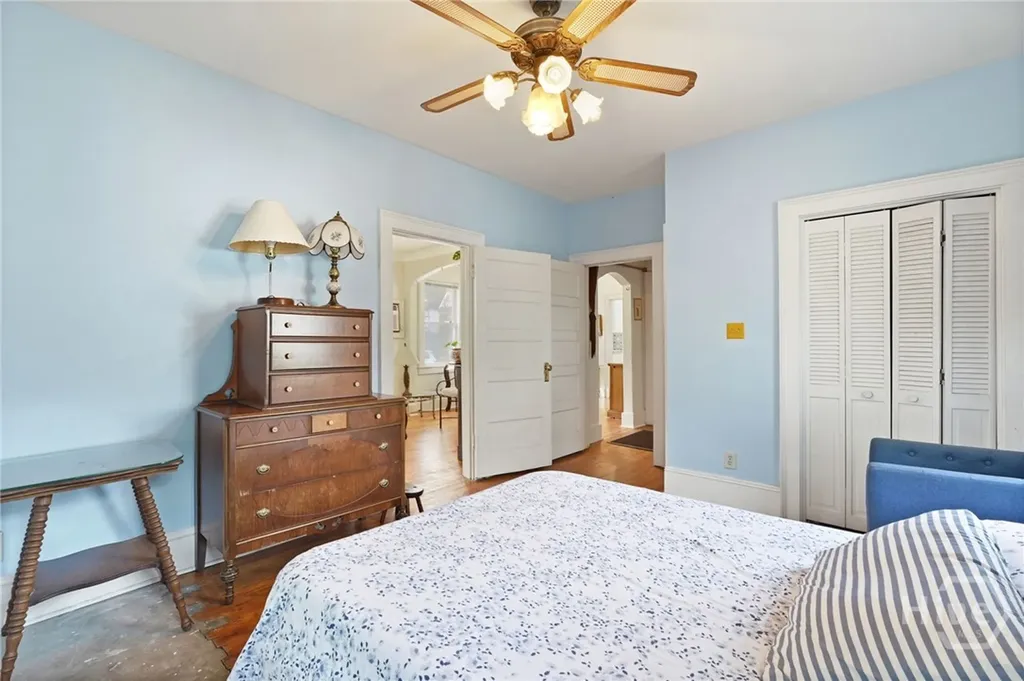 702 E 32nd Street Savannah GA 31401