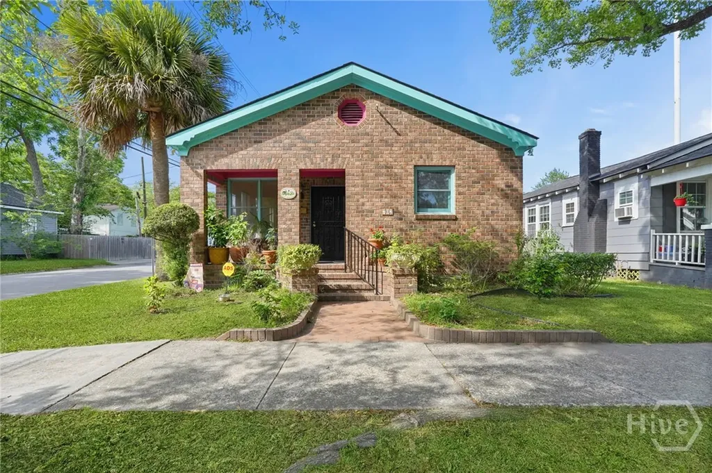 702 E 32nd Street Savannah GA 31401