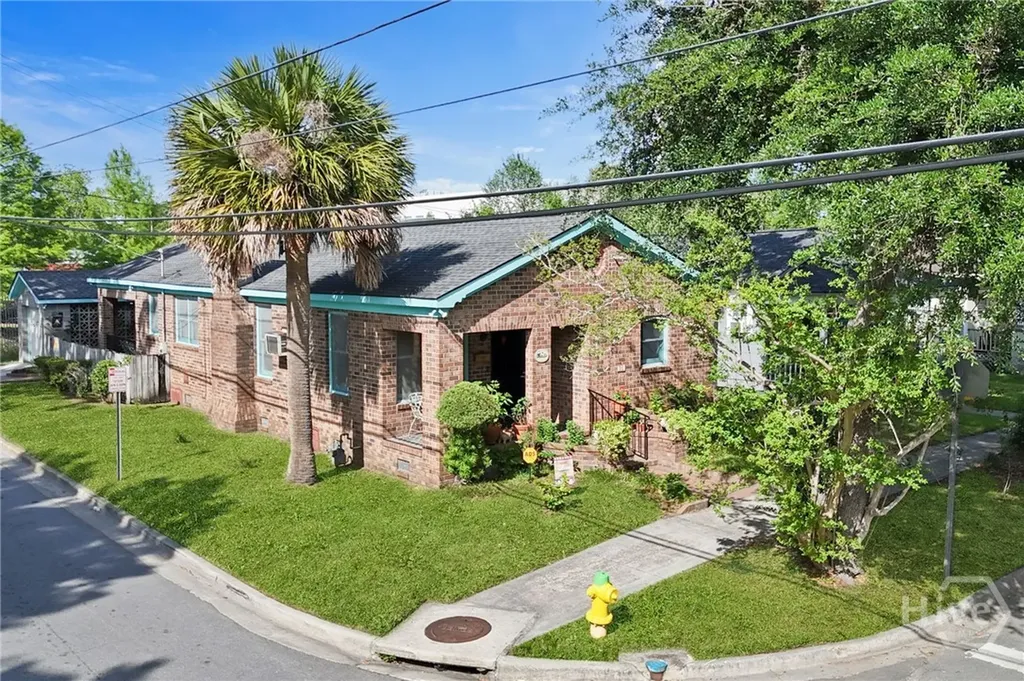 702 E 32nd Street Savannah GA 31401