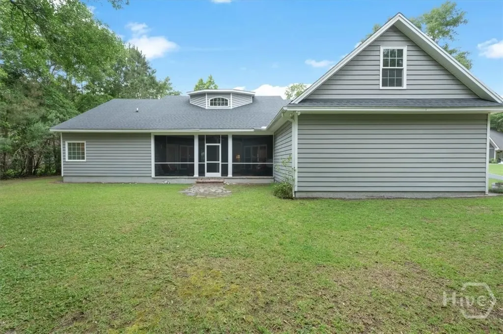 37 Macbeth Court S Richmond Hill GA 31324