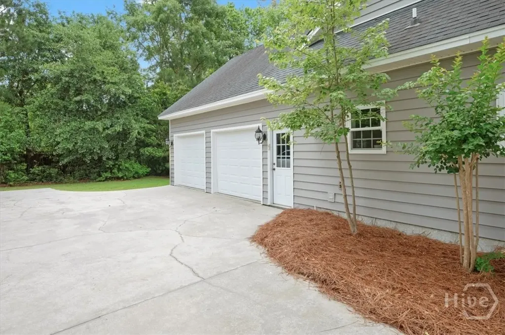 37 Macbeth Court S Richmond Hill GA 31324
