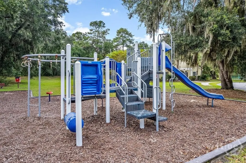 37 Macbeth Court S Richmond Hill GA 31324