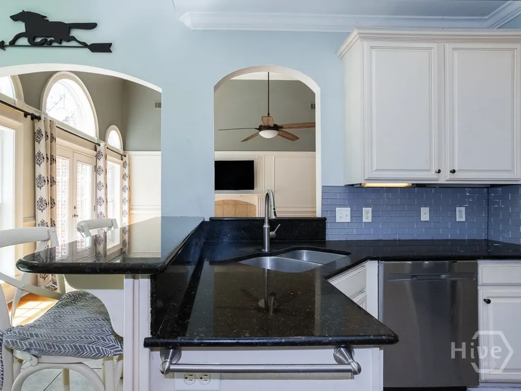 51 Crestwood Drive Savannah GA 31405