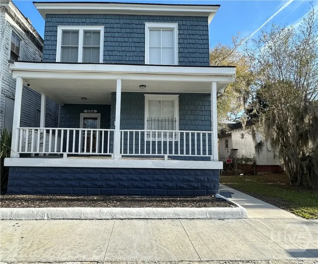 306 W 42nd Street Savannah GA 31401