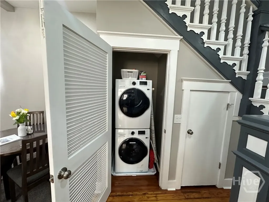 306 W 42nd Street Savannah GA 31401