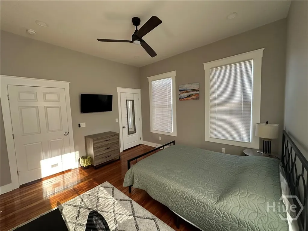 306 W 42nd Street Savannah GA 31401