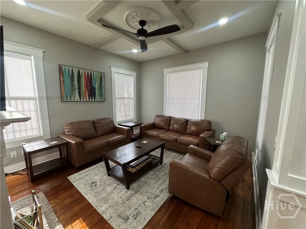 306 W 42nd Street Savannah GA 31401