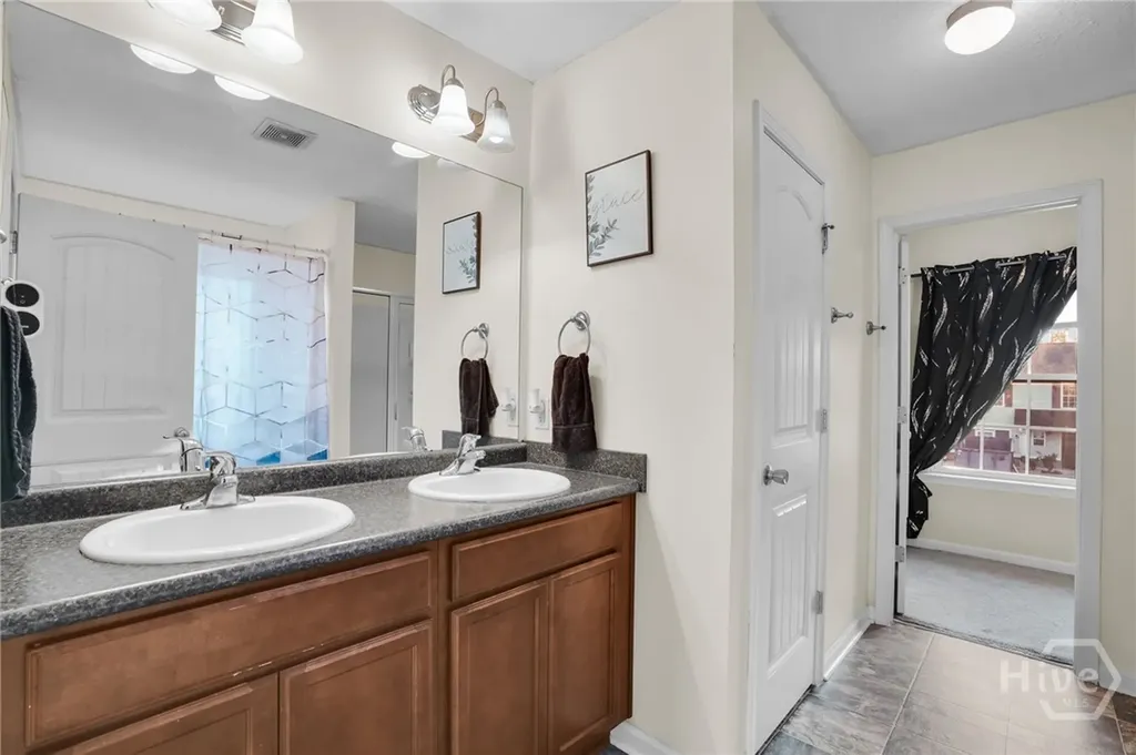 1404 Evergreen Trail Hinesville GA 31313