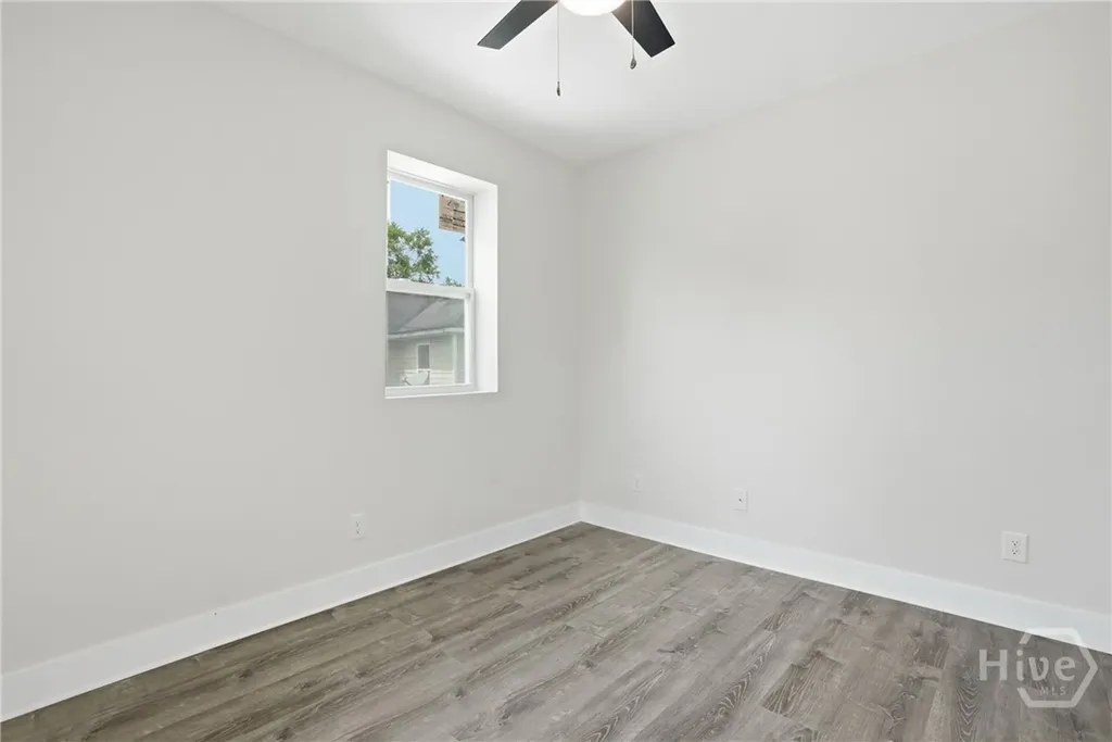 211 Jenks Street Savannah GA 31415