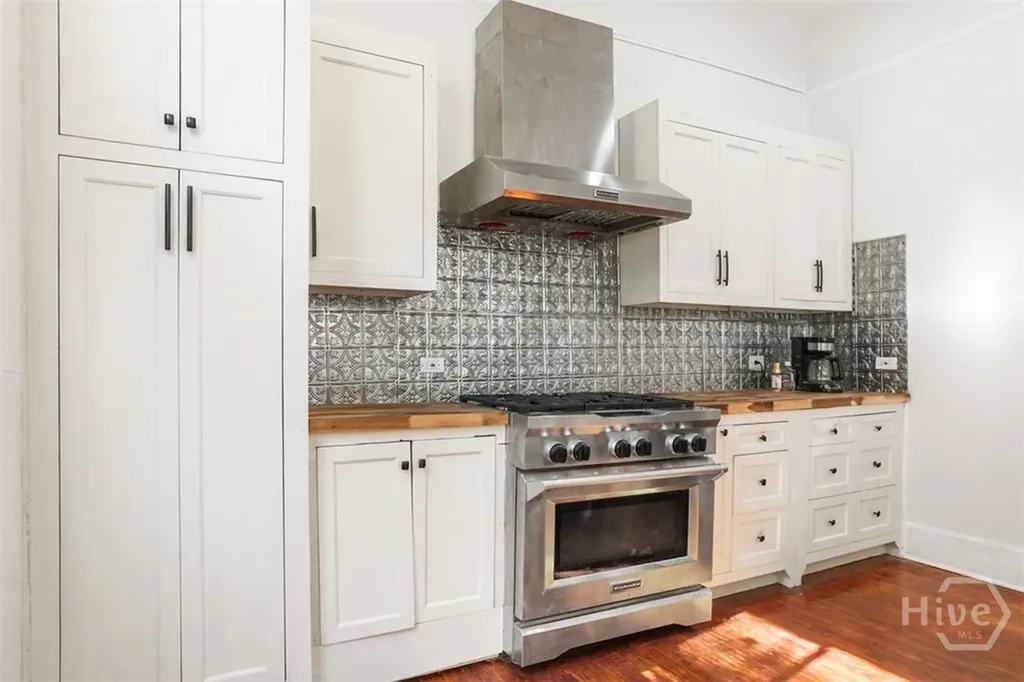 205 W 35th Street Savannah GA 31401