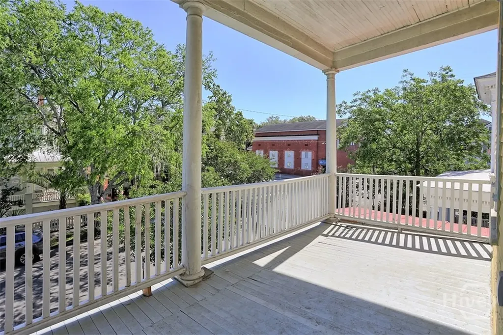 205 W 35th Street Savannah GA 31401