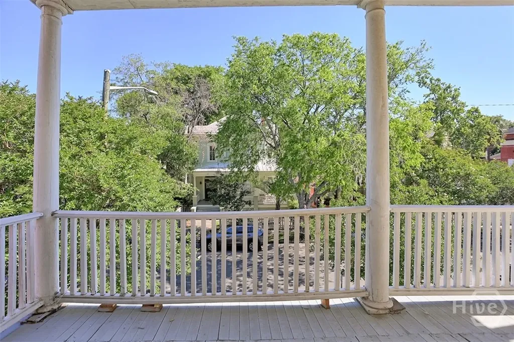 205 W 35th Street Savannah GA 31401