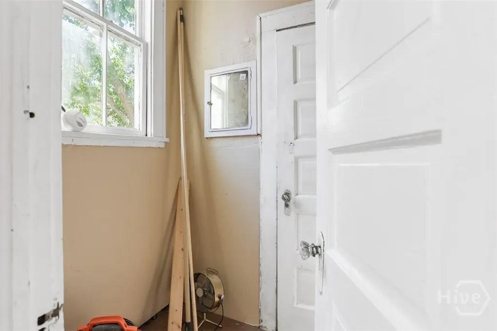 205 W 35th Street Savannah GA 31401