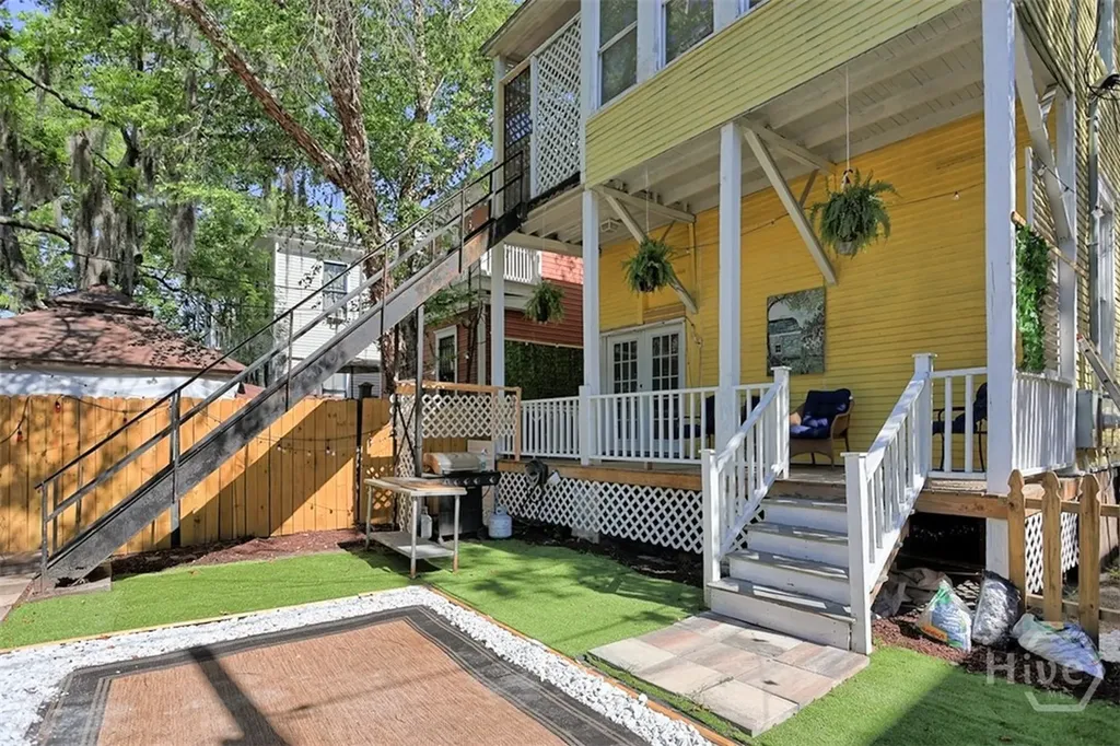 205 W 35th Street Savannah GA 31401