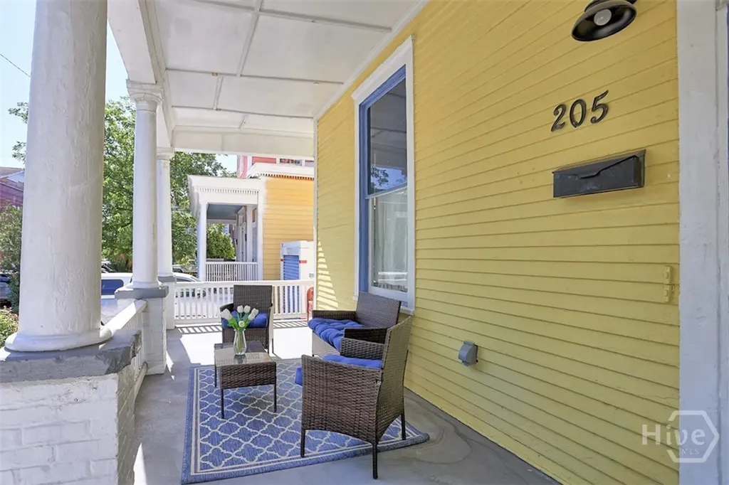 205 W 35th Street Savannah GA 31401