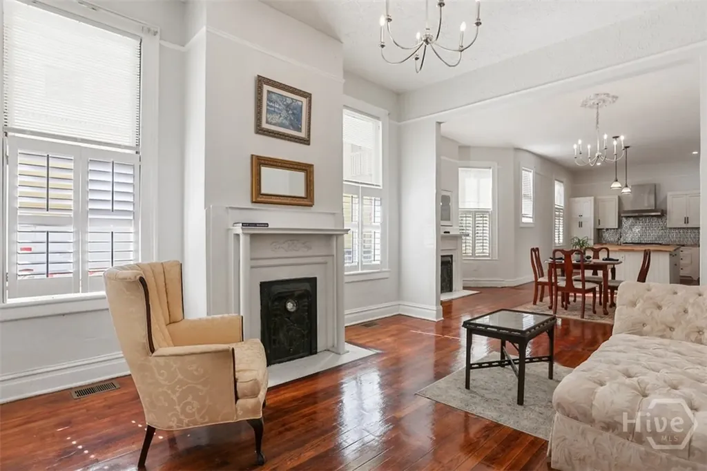 205 W 35th Street Savannah GA 31401