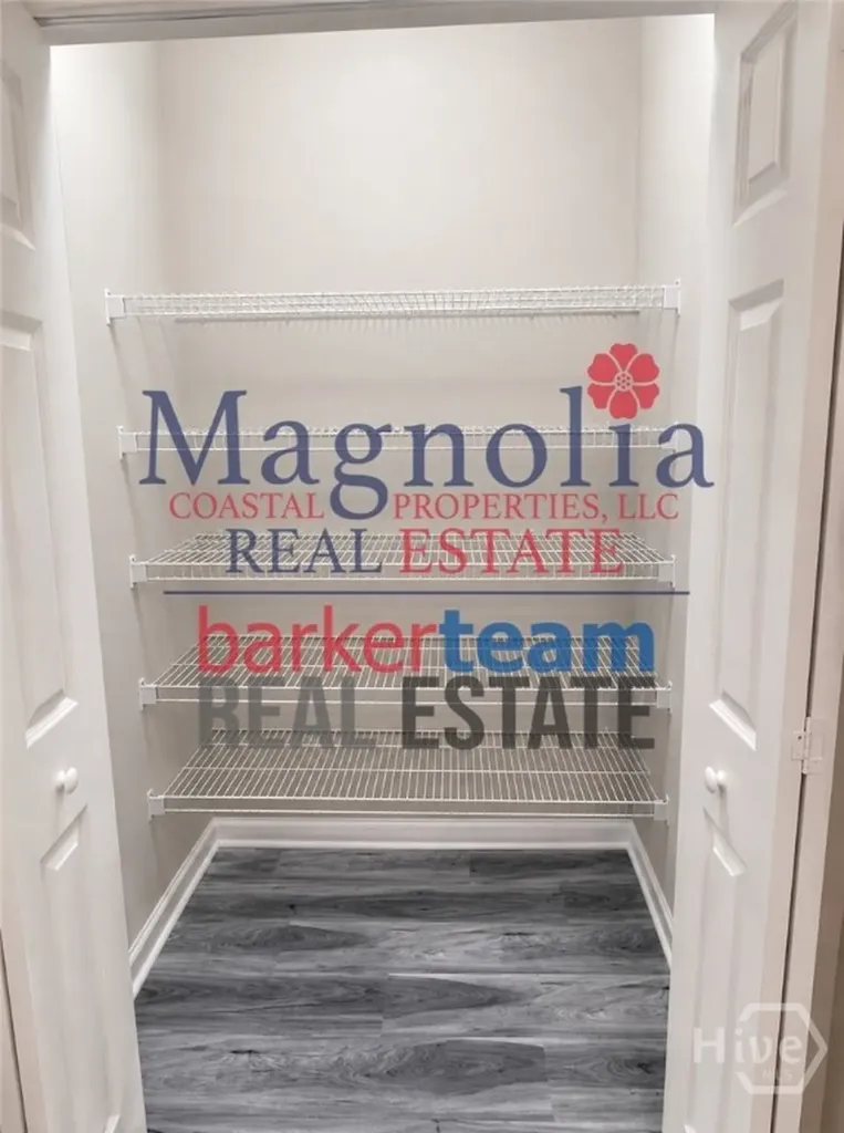 65 Red Oak Drive Richmond Hill GA 31324