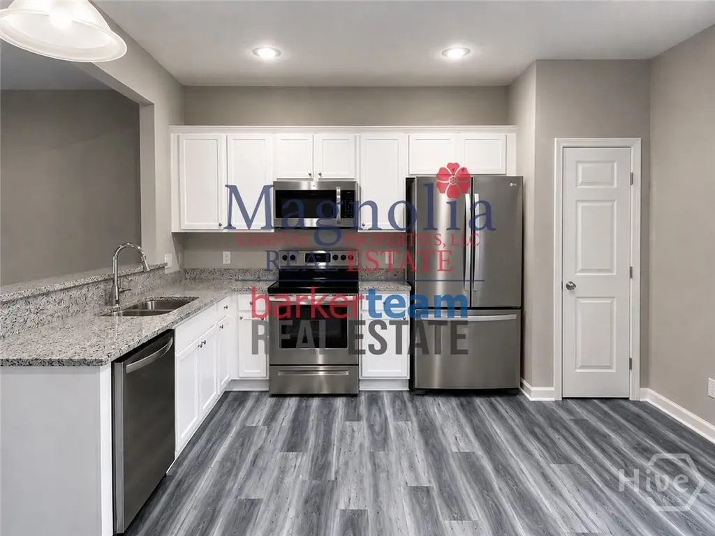 65 Red Oak Drive Richmond Hill GA 31324