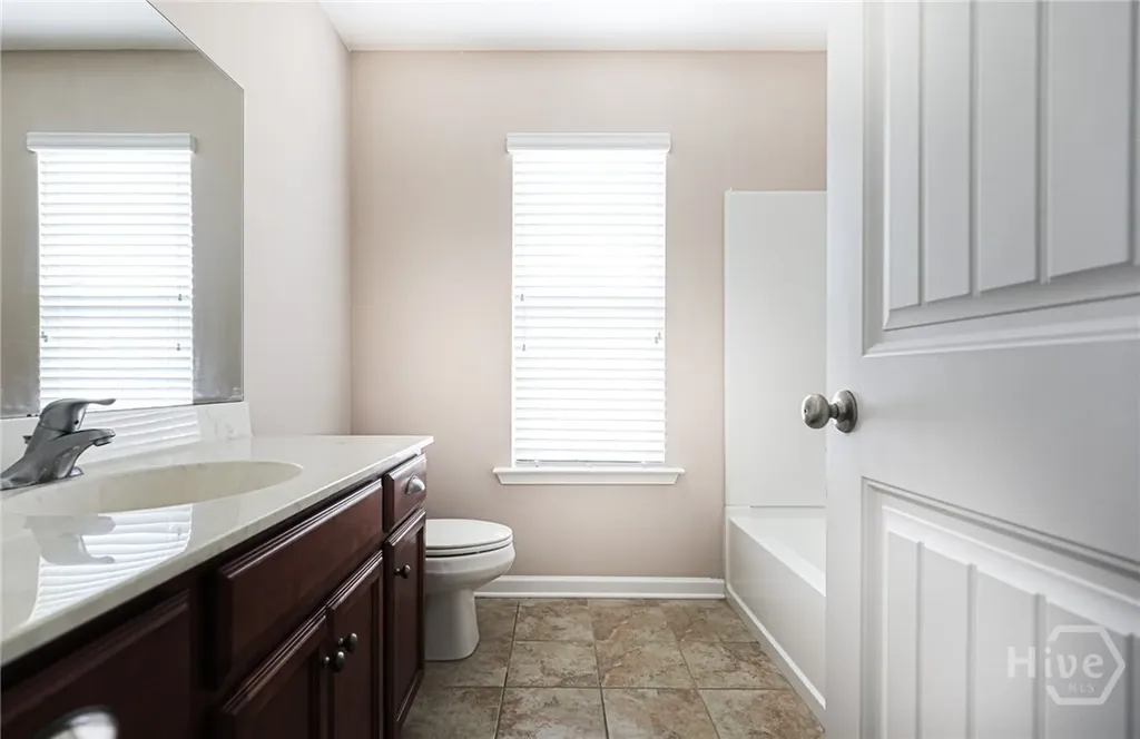 72 Rhett Lane Richmond Hill GA 31324
