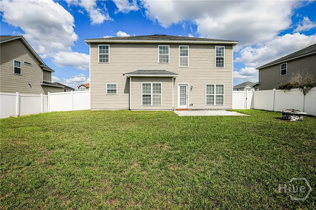 72 Rhett Lane Richmond Hill GA 31324