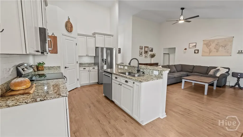 1696 Garden Hills Loop Richmond Hill GA 31324