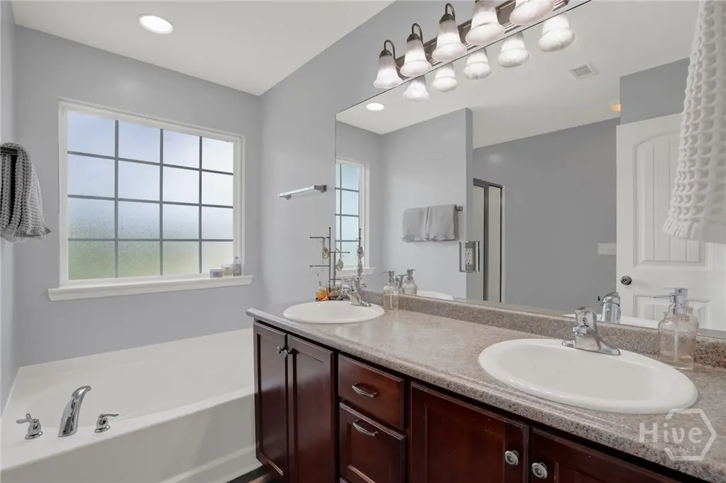 384 Manchester Court Midway GA 31320