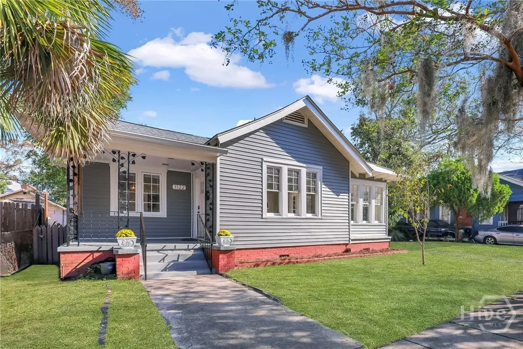 1122 E 40th Street Savannah GA 31404