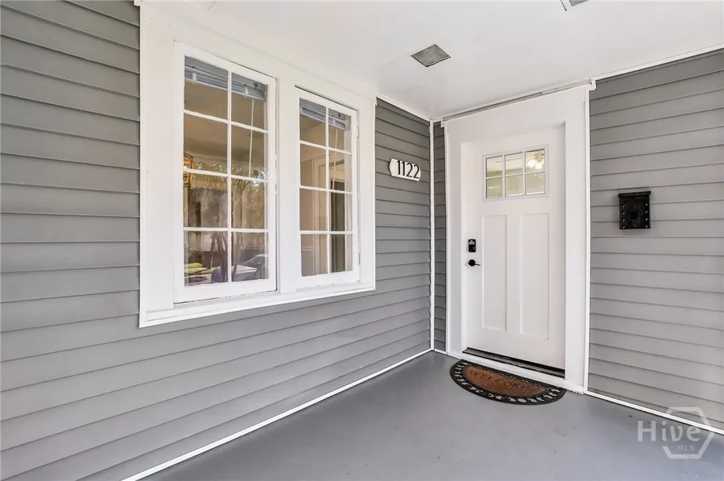 1122 E 40th Street Savannah GA 31404