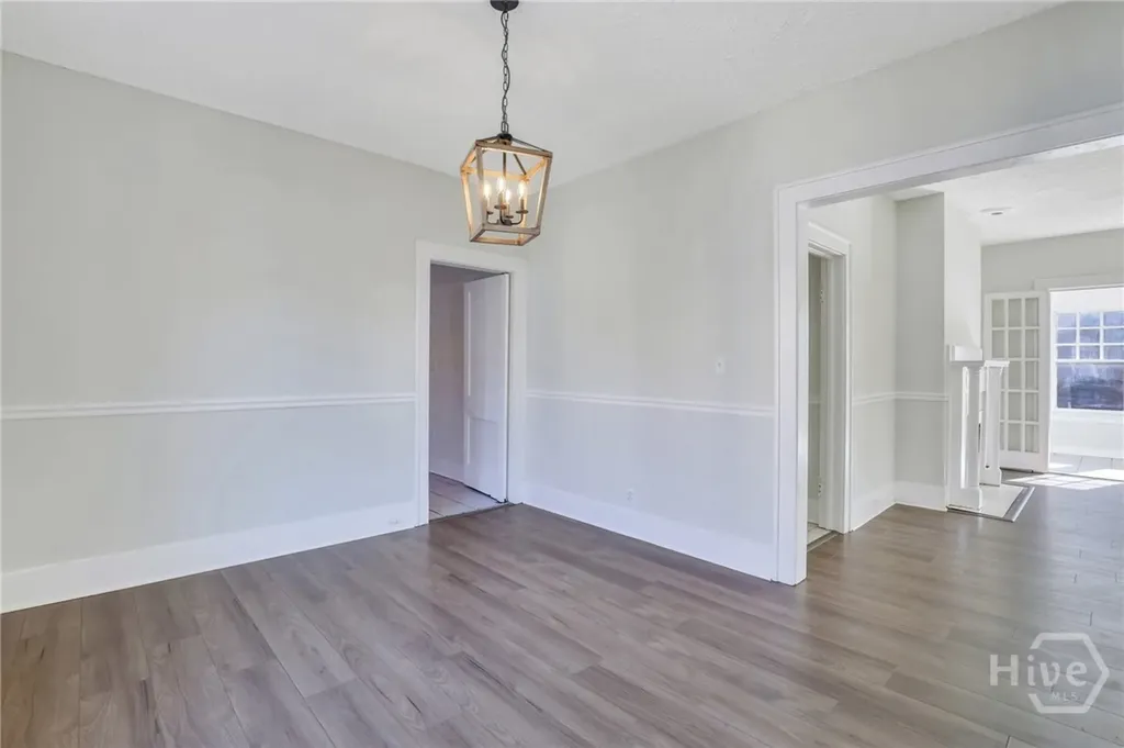 1122 E 40th Street Savannah GA 31404