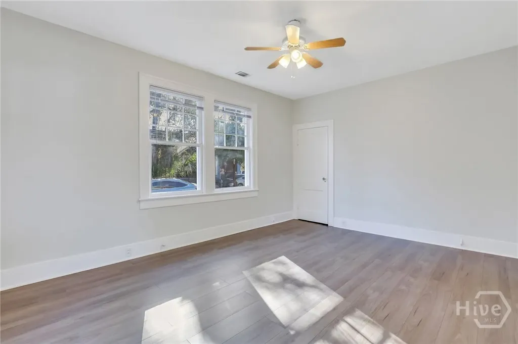 1122 E 40th Street Savannah GA 31404