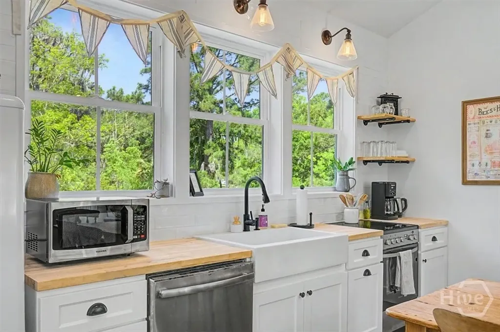 58 Honey Bee Road Savannah GA 31419