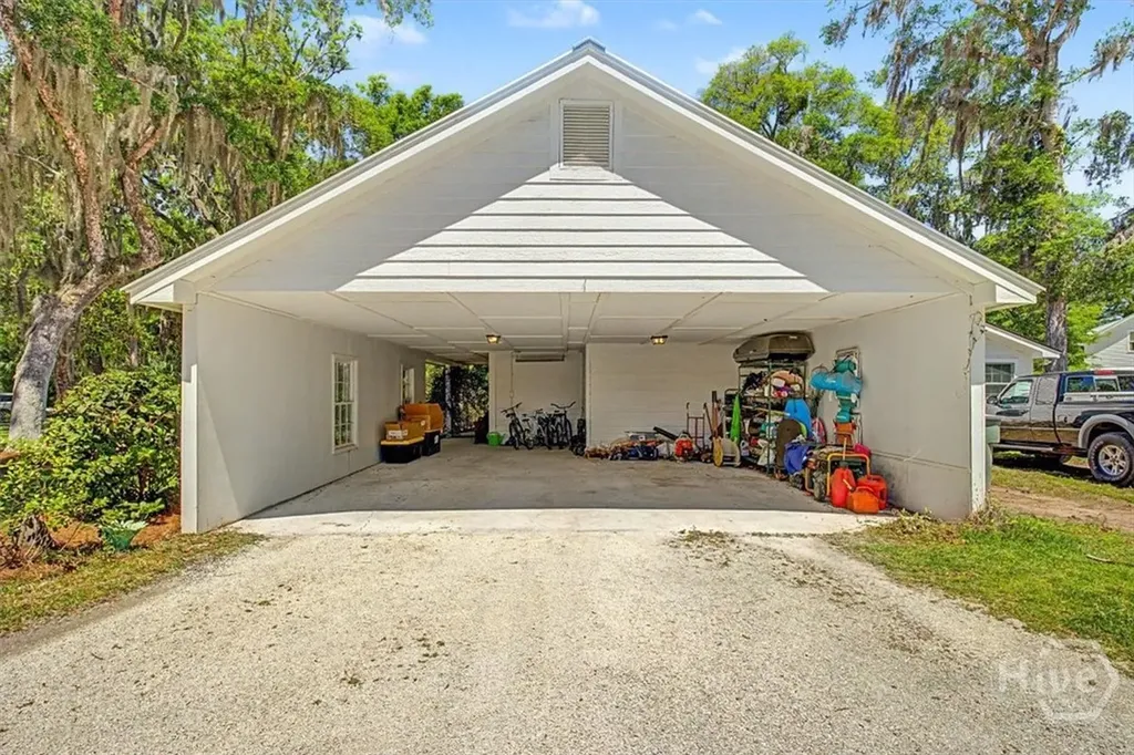 58 Honey Bee Road Savannah GA 31419