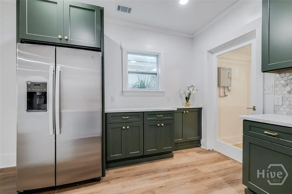 1018 Seiler Avenue Savannah GA 31401