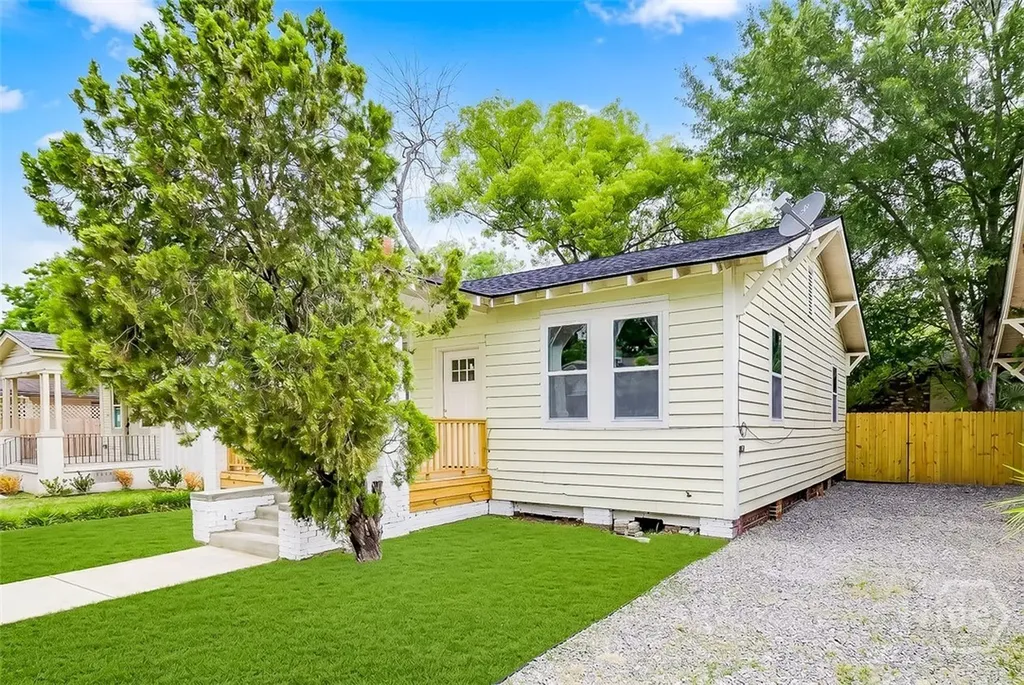 1018 Seiler Avenue Savannah GA 31401