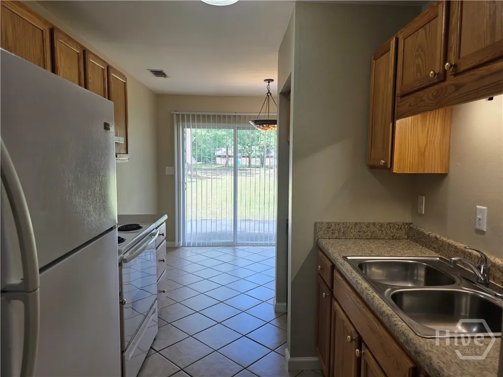 407 Savannah Avenue Rincon GA 31326