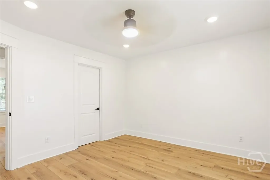 27 Pine Drive Savannah GA 31405